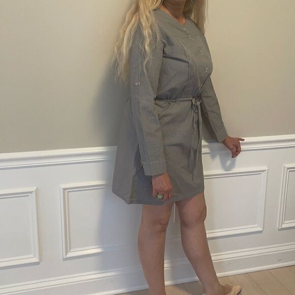 RUE58 GREY AND WHITE SHIRTDRESS.  NEW - Picture 1 of 14